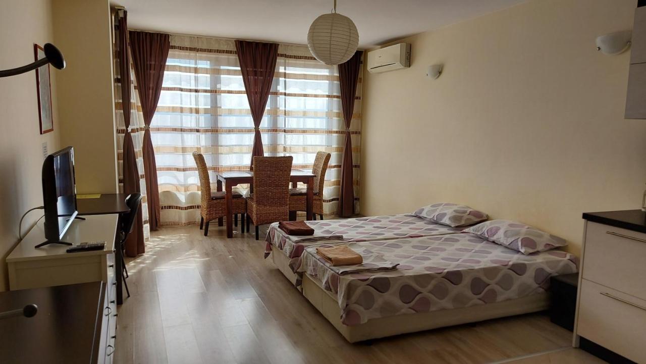 Panorama Apartment & Rooms Veliko Turnovo Екстер'єр фото