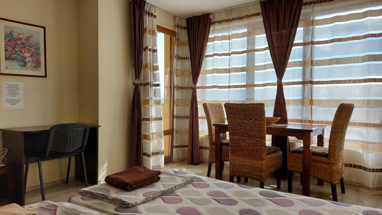 Panorama Apartment & Rooms Veliko Turnovo Екстер'єр фото